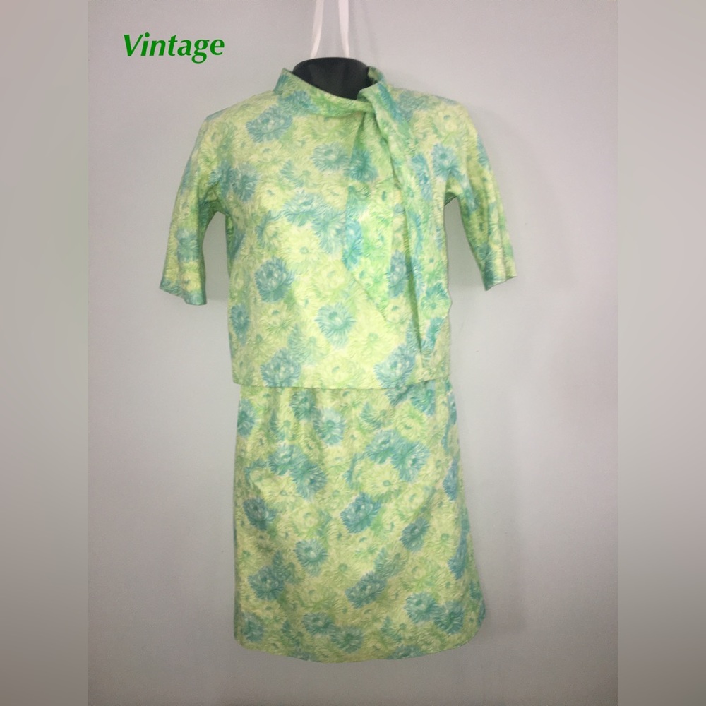 Vintage 1960’s Leslie Fay Silk Suit